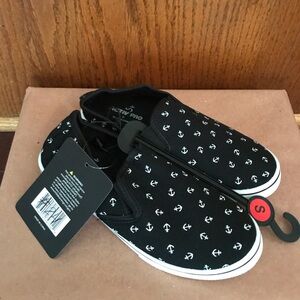 COPY - “New Arrivals” Children’s Girl’s Activ Pro Sneakers In Size S #24